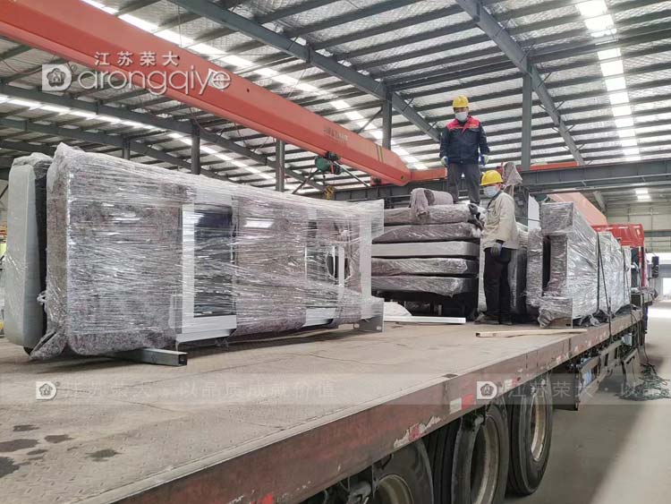 河南公交站台案例配图一